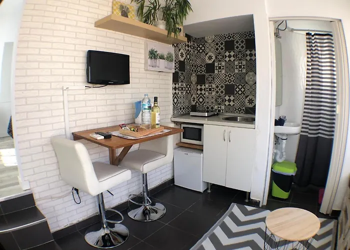 Bunga-love (adults Only) Guest house